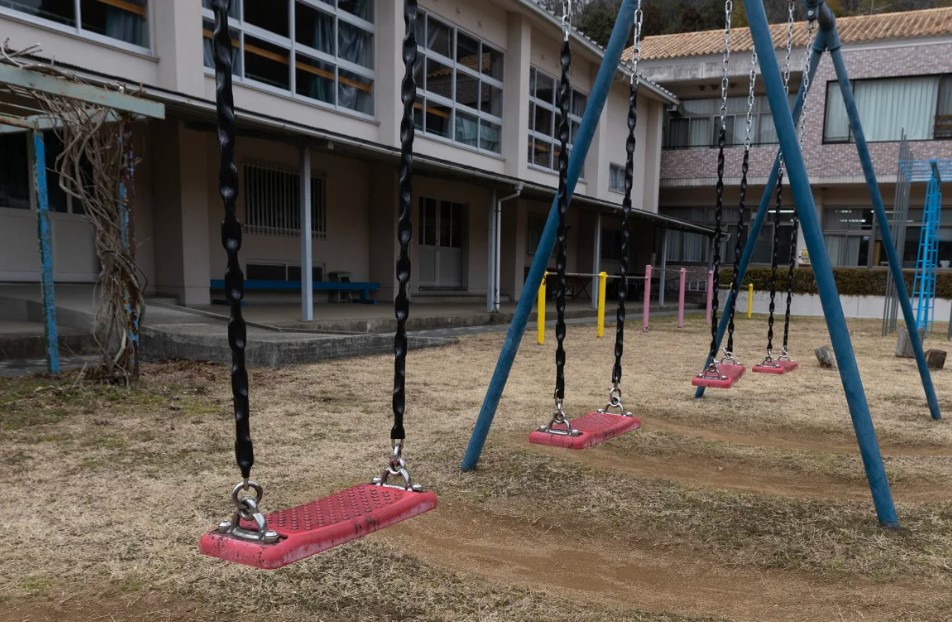 Sekolah di Jepang Sepi Kekurangan Murid