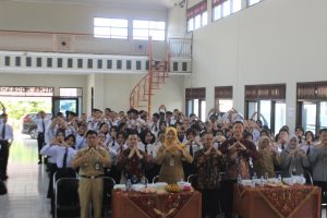 Selamat-Atas-Pembukaan-Program-SMK-Go-Global-BP3MI-Oleh-Ayaka-Jossei-Center